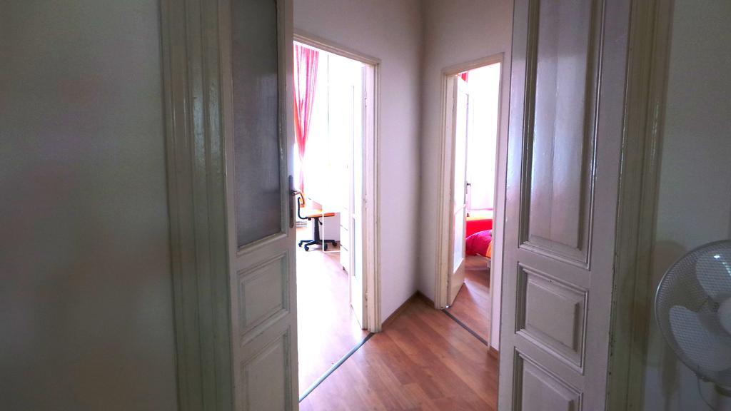 Sinagoga Apartment Budapest Ruang foto